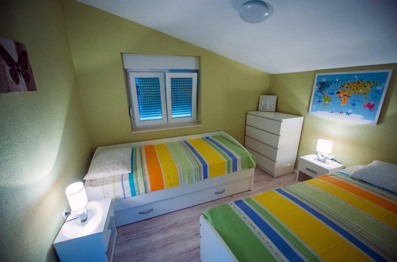 Villa Vida Zmijavci Luaran gambar