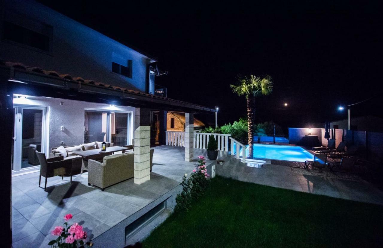 Villa Vida Zmijavci Luaran gambar