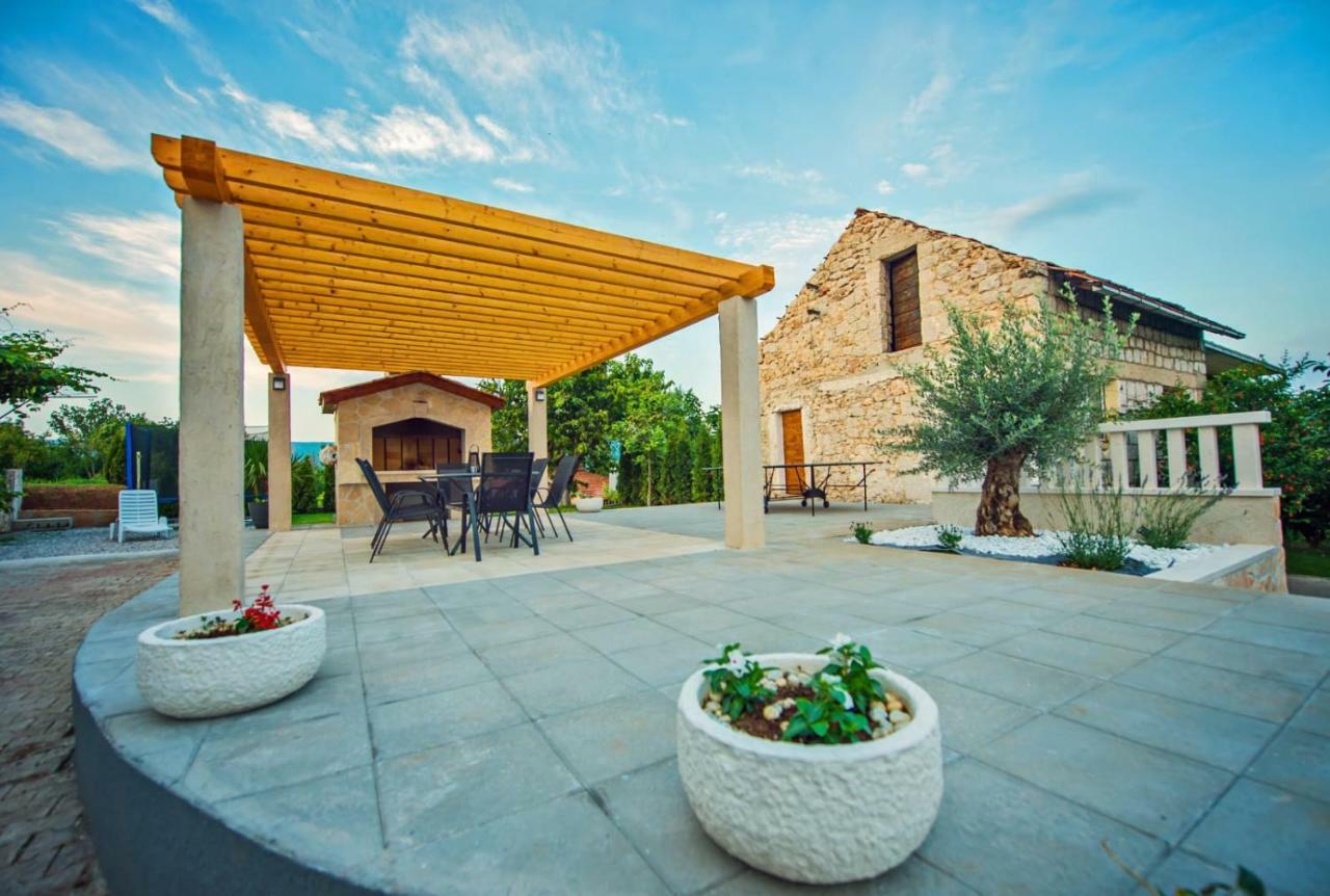 Villa Vida Zmijavci Luaran gambar